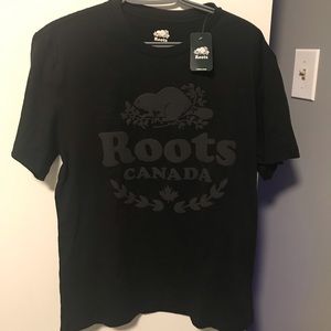 NWT Men’s Roots T-shirt
